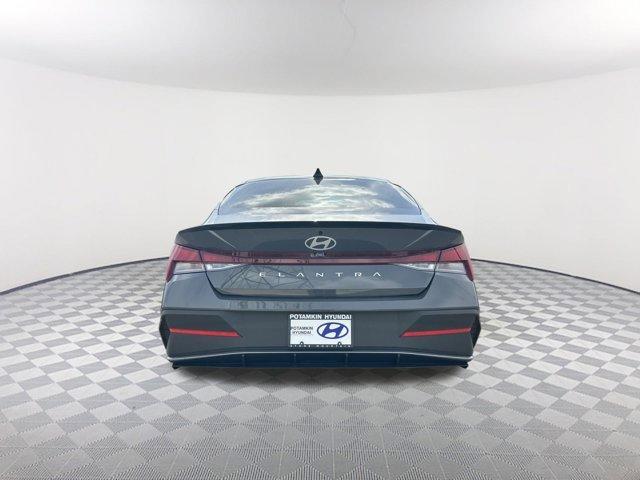 new 2025 Hyundai Elantra car, priced at $24,422