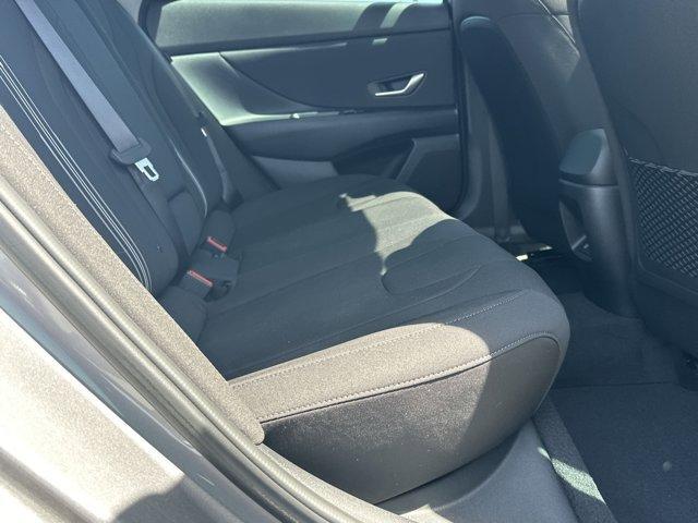 new 2025 Hyundai Elantra car
