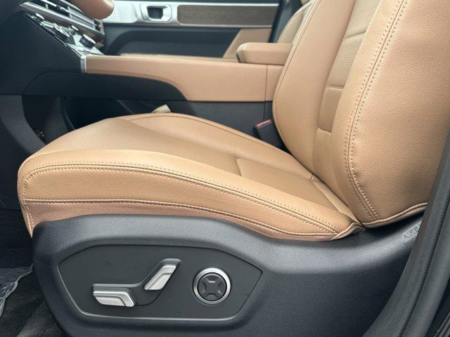 new 2025 Hyundai SANTA FE HEV car, priced at $46,085