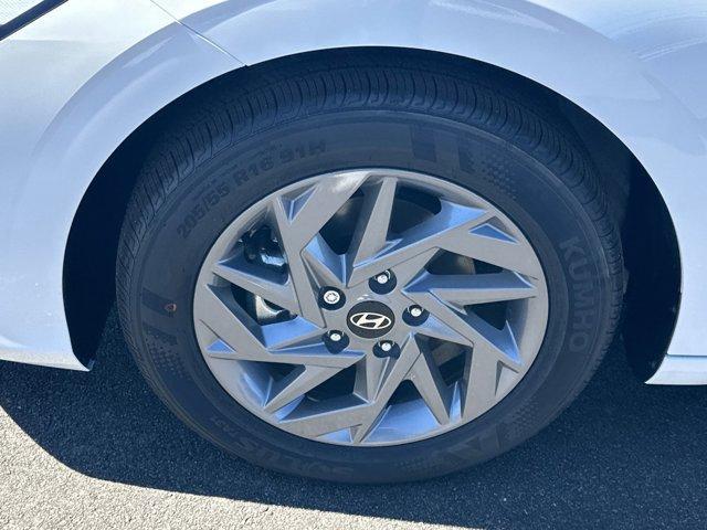 new 2025 Hyundai ELANTRA HEV car, priced at $27,004