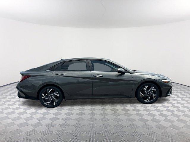 new 2025 Hyundai Elantra car, priced at $27,824