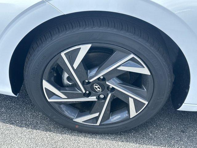 new 2025 Hyundai Elantra car, priced at $24,875