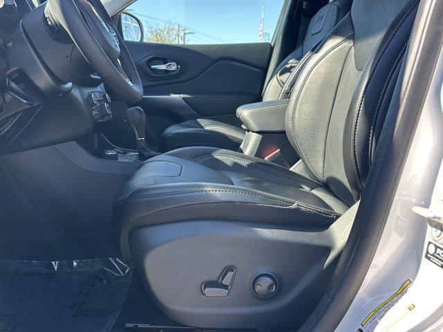 used 2022 Jeep Cherokee car, priced at $24,590