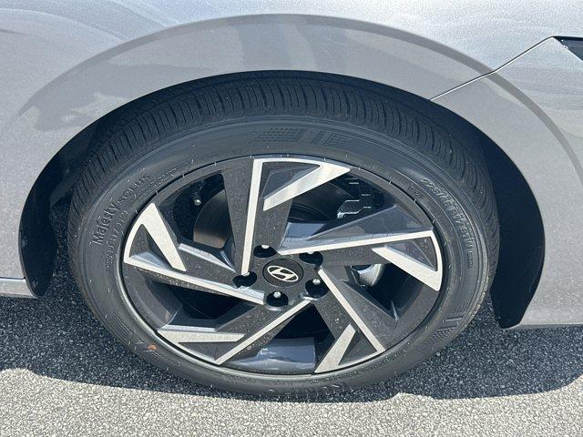 new 2025 Hyundai Elantra car, priced at $24,391