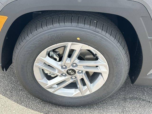 new 2025 Hyundai Tucson car, priced at $30,037