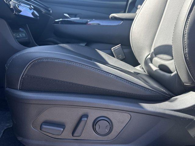 new 2025 Hyundai TUCSON Hybrid car, priced at $41,982