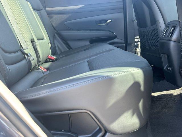 new 2025 Hyundai TUCSON Hybrid car, priced at $41,982