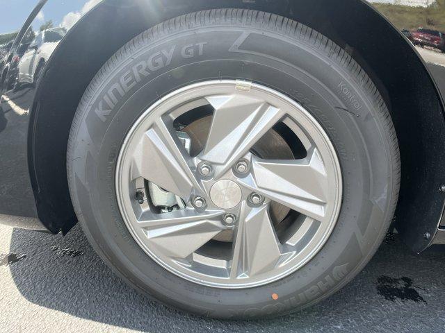 new 2025 Hyundai Elantra car, priced at $23,545