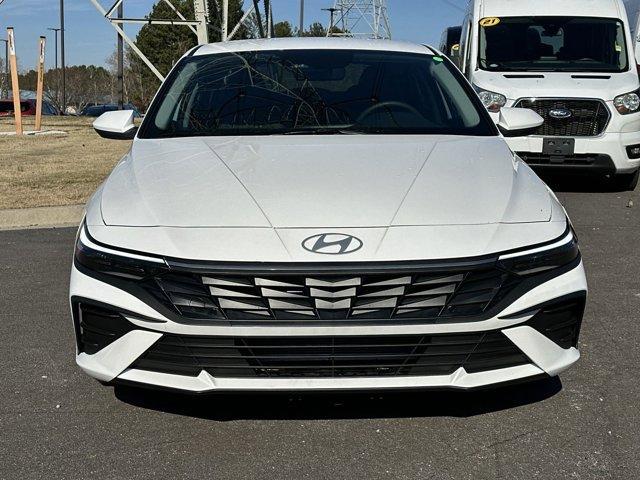 new 2025 Hyundai Elantra car, priced at $23,624