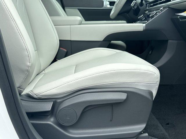 new 2025 Hyundai Santa Fe car, priced at $38,418