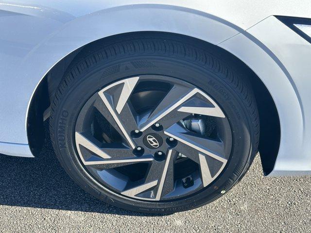 new 2025 Hyundai Elantra car, priced at $25,005