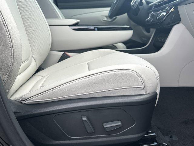 new 2025 Hyundai TUCSON Hybrid car, priced at $42,506