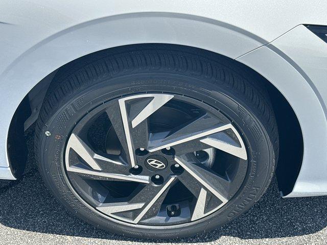 new 2025 Hyundai Elantra car, priced at $24,879