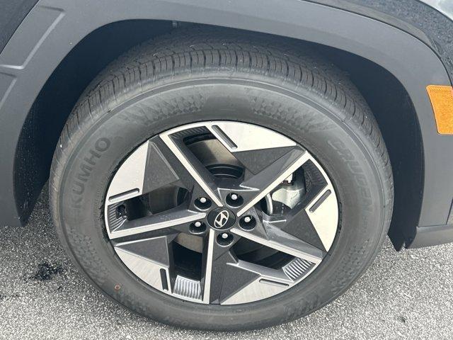new 2025 Hyundai Tucson car, priced at $32,078