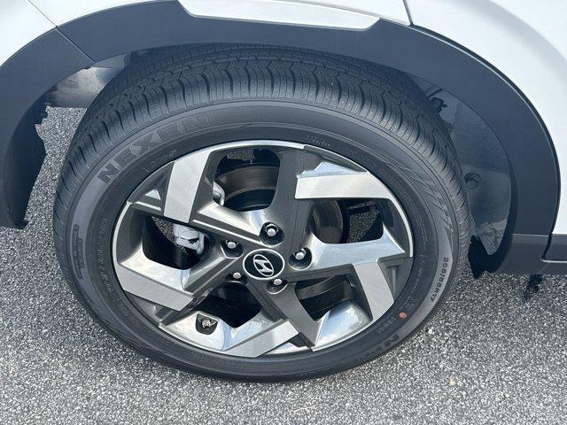 new 2025 Hyundai Venue car, priced at $25,634