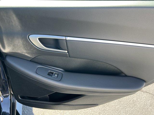 new 2025 Hyundai Sonata Hybrid car, priced at $30,875