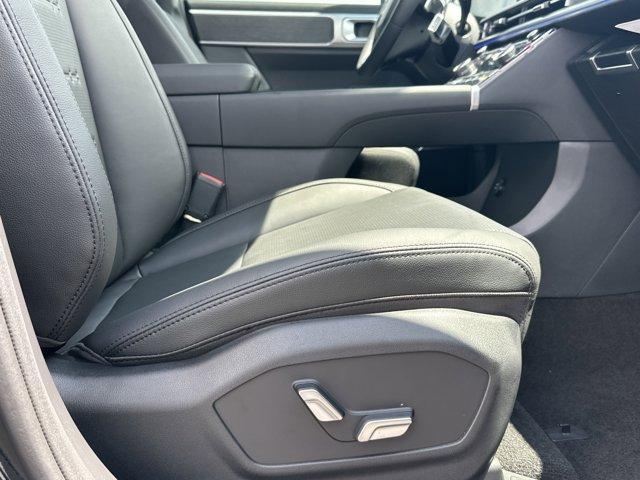 new 2025 Hyundai Santa Fe car, priced at $44,413