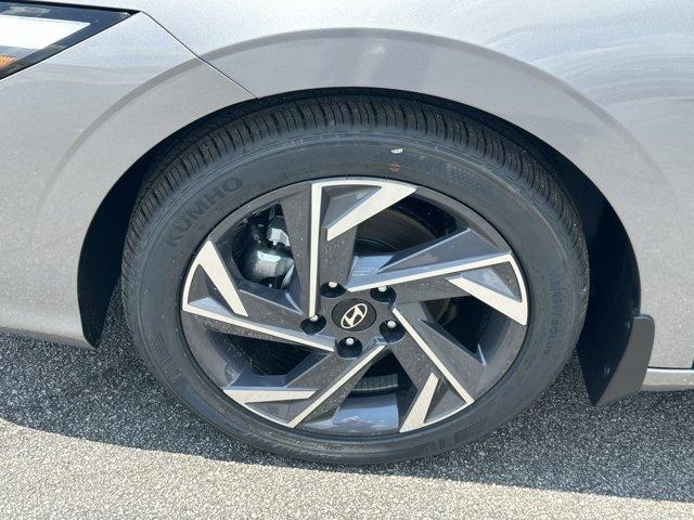 new 2025 Hyundai Elantra car, priced at $24,467