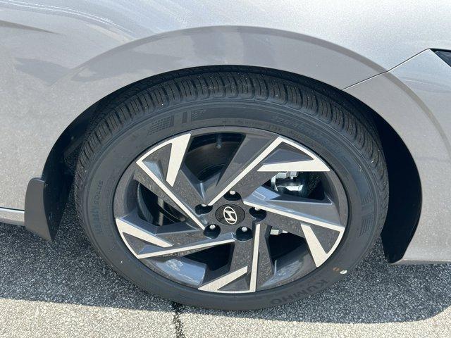 new 2025 Hyundai Elantra car, priced at $24,467