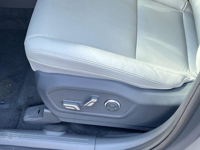 new 2025 Hyundai Santa Fe car, priced at $45,263