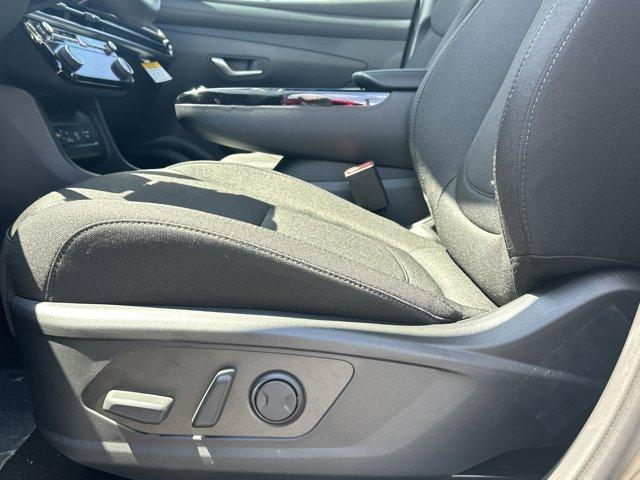 new 2025 Hyundai TUCSON Hybrid car, priced at $34,782