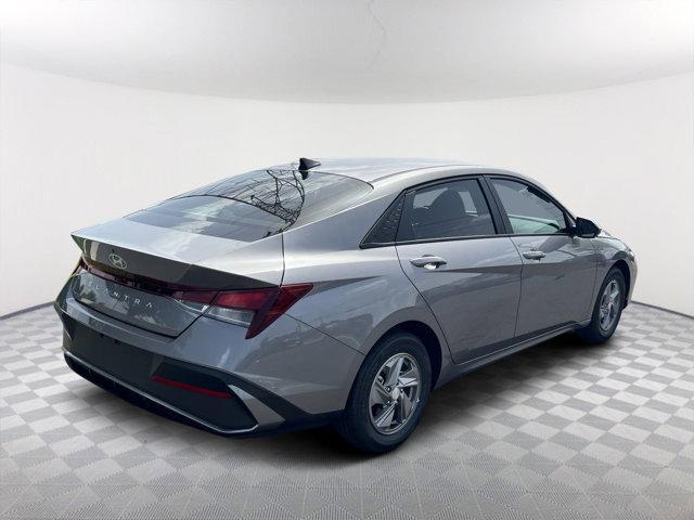 new 2024 Hyundai Elantra car, priced at $22,431