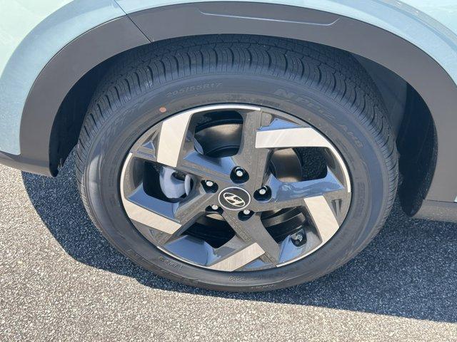 new 2025 Hyundai Venue car, priced at $25,565