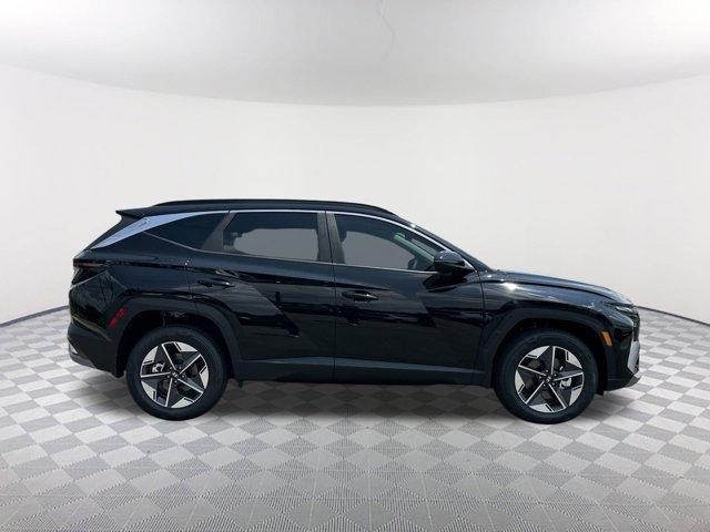 new 2025 Hyundai TUCSON Hybrid car, priced at $37,903