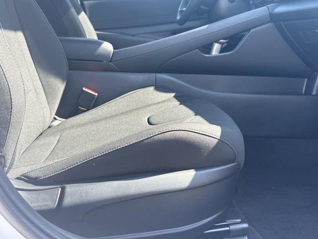 new 2025 Hyundai Elantra car, priced at $24,877
