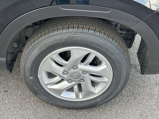 new 2025 Hyundai Venue car, priced at $22,320