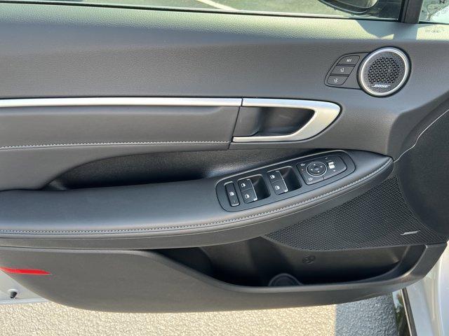new 2025 Hyundai Sonata Hybrid car, priced at $36,990