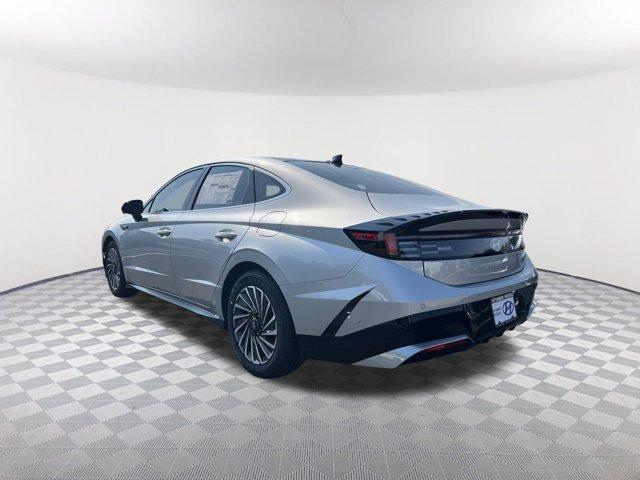 new 2025 Hyundai Sonata Hybrid car, priced at $36,990