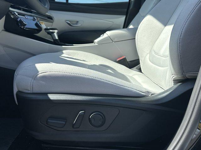 new 2025 Hyundai Tucson car, priced at $31,877