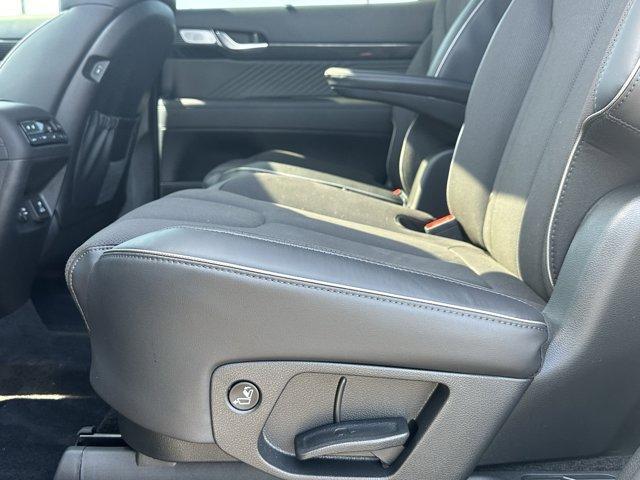 new 2025 Hyundai Palisade car, priced at $54,337
