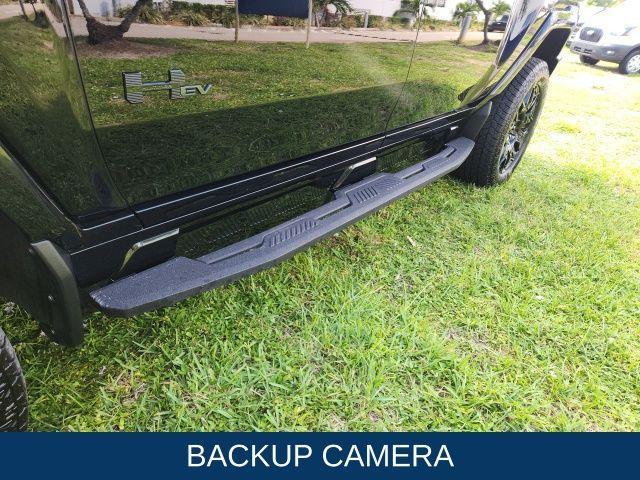 used 2025 GMC HUMMER EV Pickup car, priced at $84,198