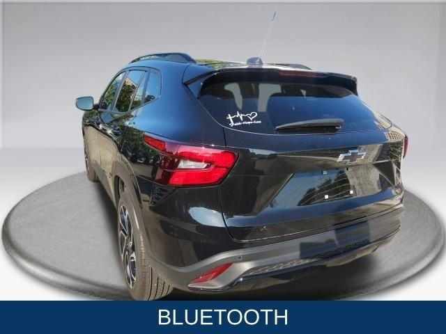 used 2025 Chevrolet Trax car, priced at $23,997