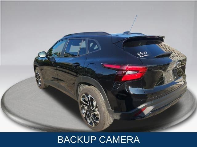 used 2025 Chevrolet Trax car, priced at $23,997