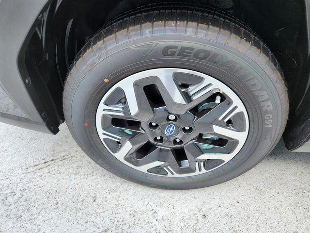 new 2025 Subaru Forester car, priced at $32,423
