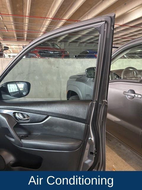 used 2018 Nissan Rogue car, priced at $11,900