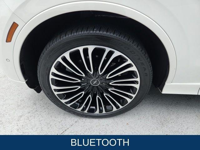 used 2022 Lincoln Aviator car, priced at $45,900