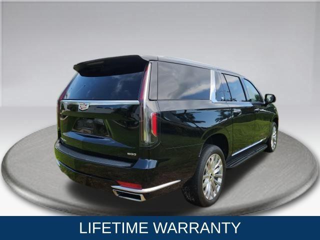 used 2023 Cadillac Escalade ESV car, priced at $72,900