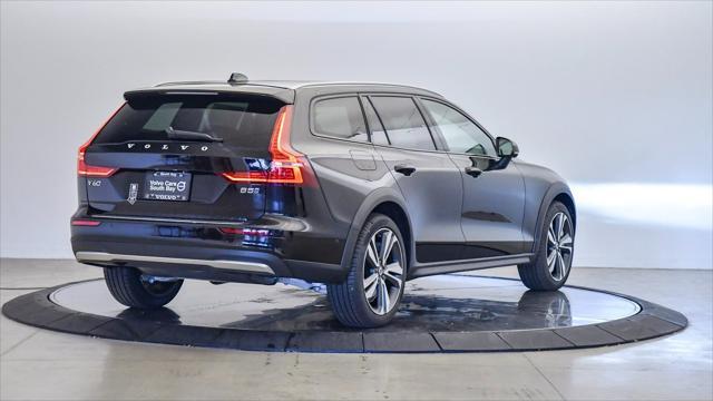 new 2024 Volvo V60 Cross Country car, priced at $55,685