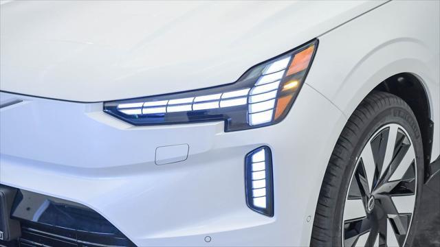 new 2025 Volvo EX90 car, priced at $87,235