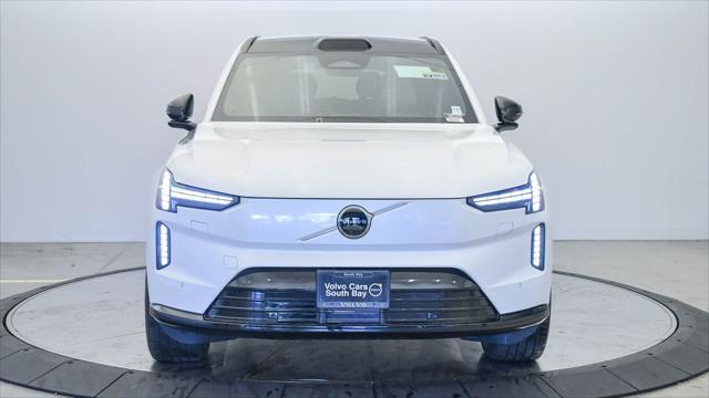 new 2025 Volvo EX90 car, priced at $87,235