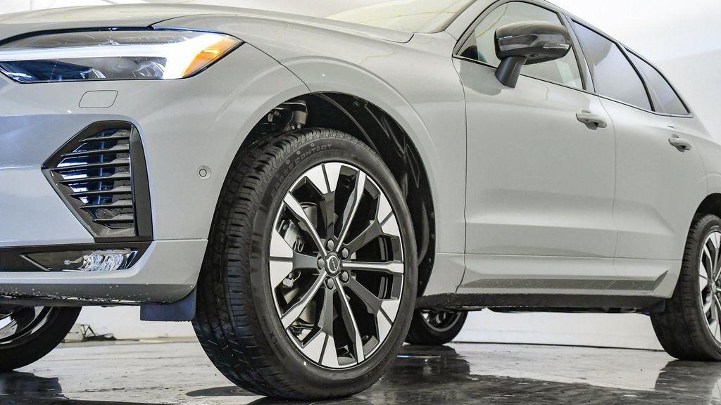 new 2026 Volvo XC60 car, priced at $58,570