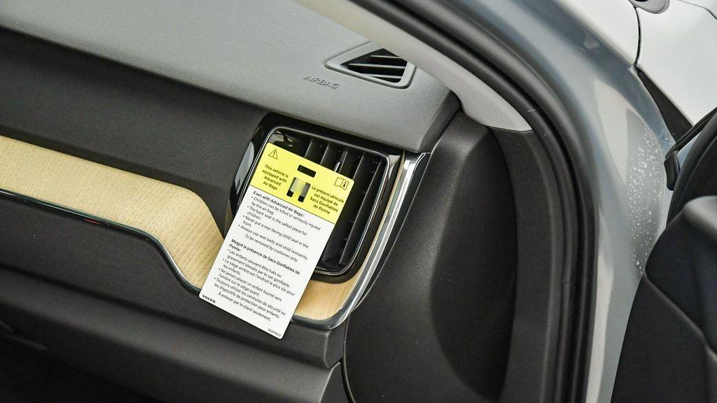 new 2026 Volvo XC60 car, priced at $58,570