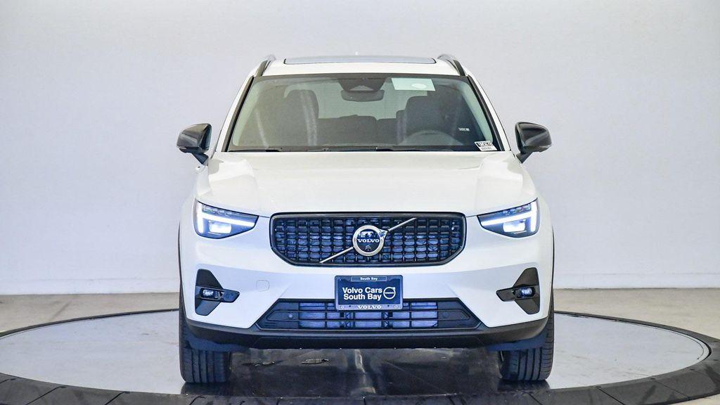 new 2026 Volvo XC40 car, priced at $46,425