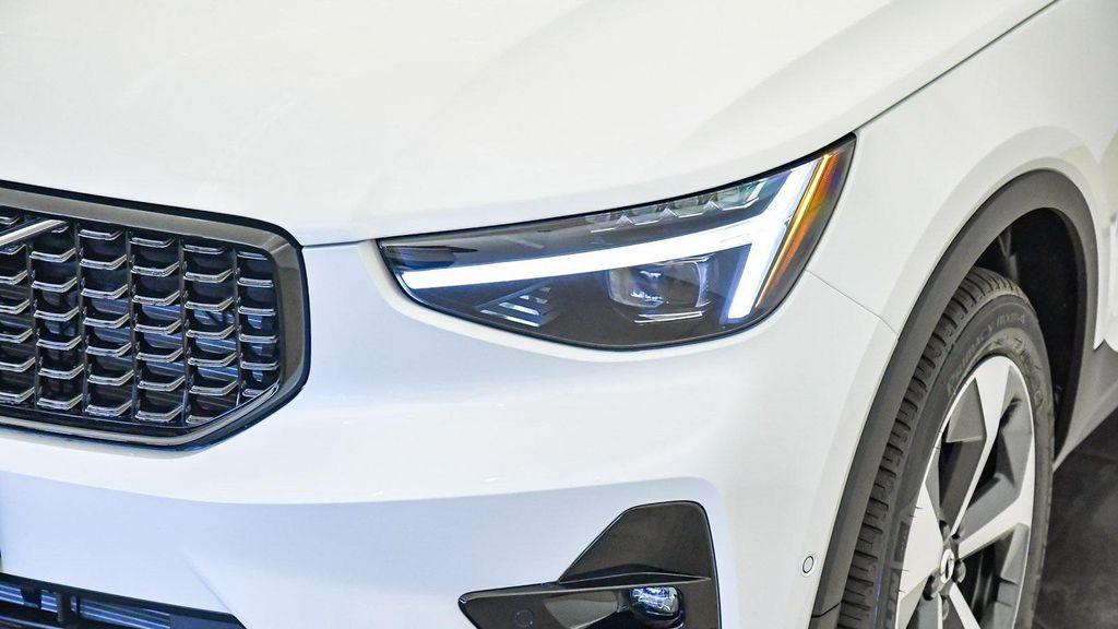 new 2026 Volvo XC40 car, priced at $46,425