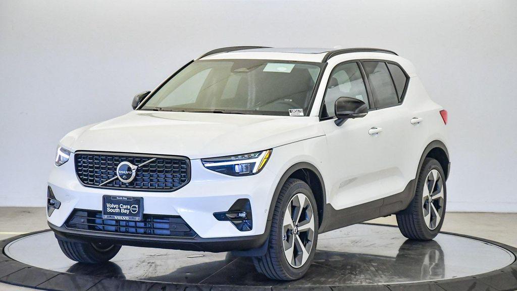 new 2026 Volvo XC40 car, priced at $46,425