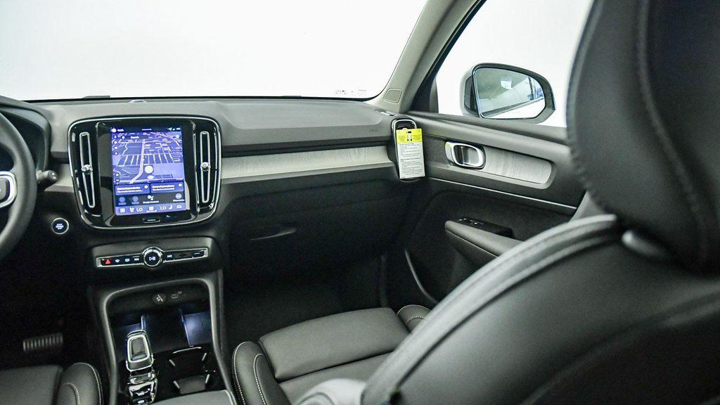 new 2026 Volvo XC40 car, priced at $46,425